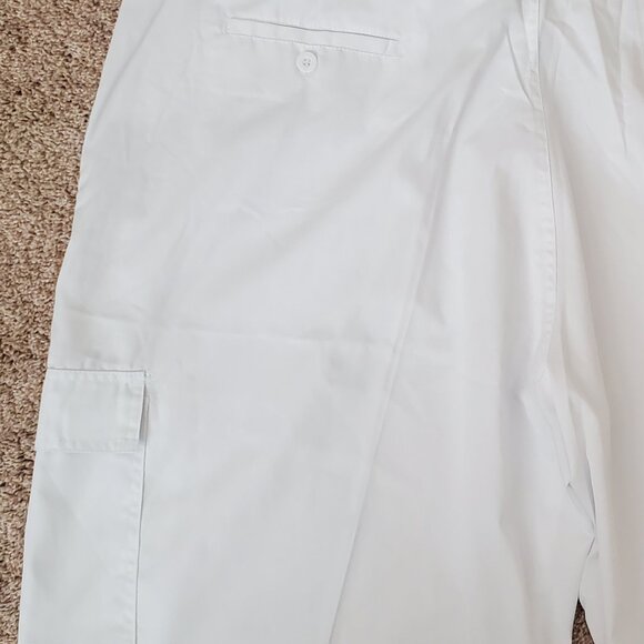 Red Iodine Men's White Cargo Short SZ 46 - Picture 6 of 7